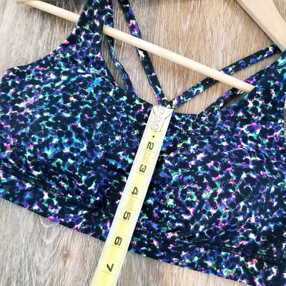 Lululemon Energy Sports Bra Seawheeze Print NWT Athleisure Activewear Yoga Gym - Picture 7 of 9